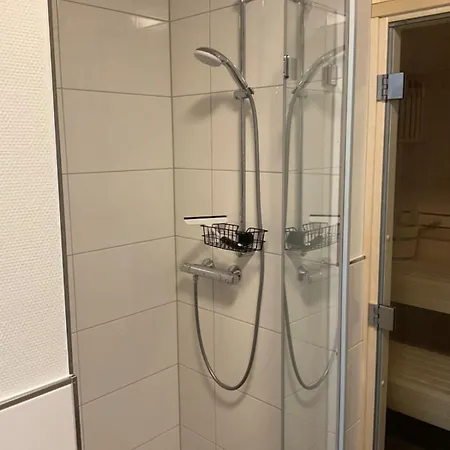 Dom wakacyjny Tolles Freistehend Mit Sauna Und Kamin