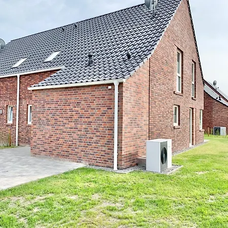 Tolles Freistehend Mit Sauna Und Kamin 度假居