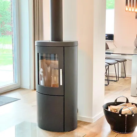 Tolles Freistehend Mit Sauna Und Kamin * بوتجادينغين