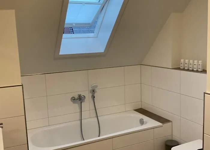 بيت للعطل Tolles Freistehend Mit Sauna Und Kamin *