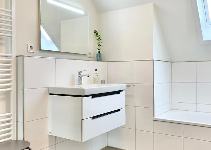 Tolles Freistehend Mit Sauna Und Kamin * بوتجادينغين