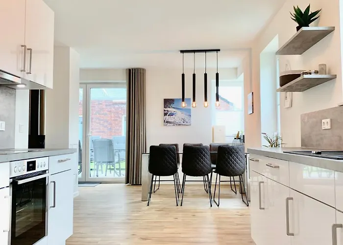 Tolles Freistehend Mit Sauna Und Kamin بيت للعطل *